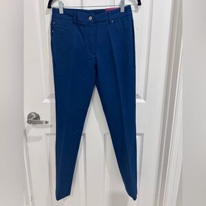 Sioni Essentials Capri Stretch Pants in Navy Blue